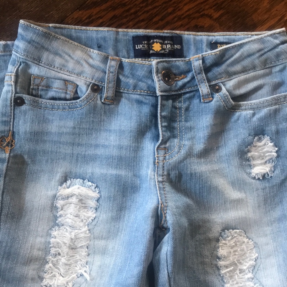 Lucky Brand Zoe Jegging Distressed denim